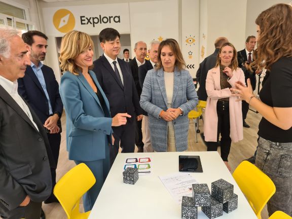 Pilar Alegría en la inauguración del Aula del Futuro de Valladolid