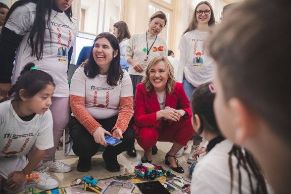 'Feria Niñas en pie de ciencia'