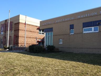 Entrada de Academy of Multilingual Immersion Studies en Cincinnati, OH