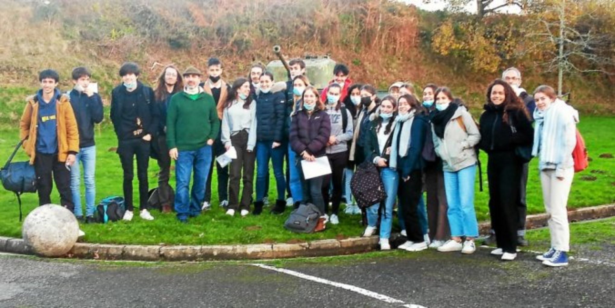 El alumnado de la SIE de Brest celebra la Constitución española