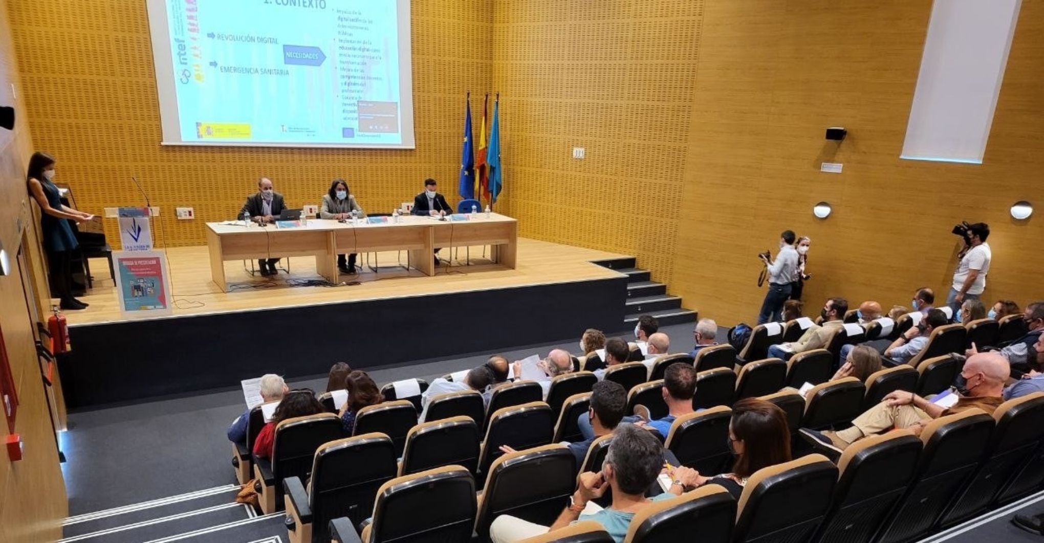 Presentación del Plan para la mejora de la competencia digital educativa de Melilla