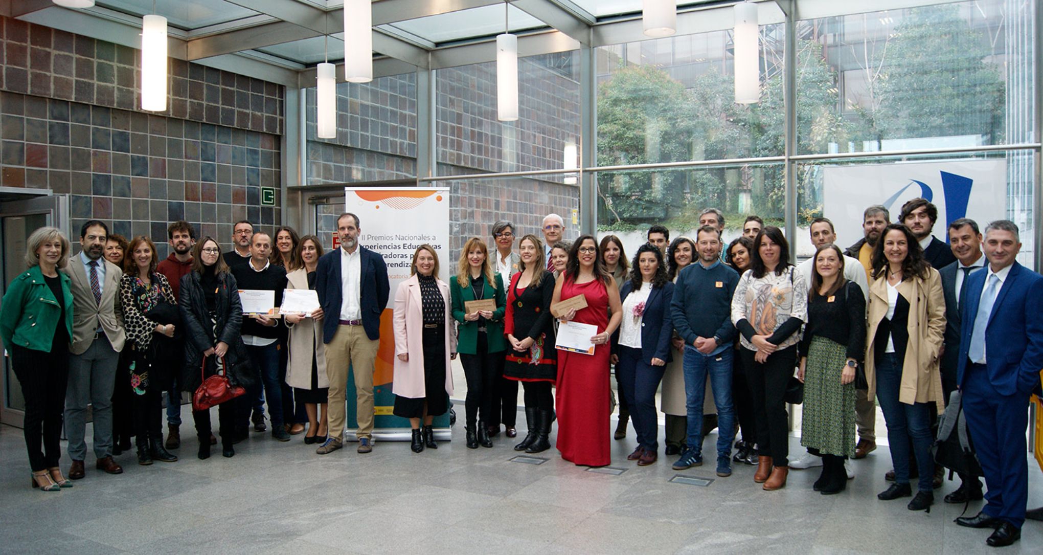 Foto de familia de la entrega de premios