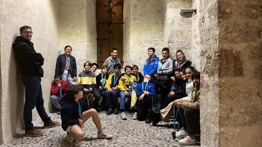 Grupos de 4º y 5º de la Sección Española de Grenoble visita museo 