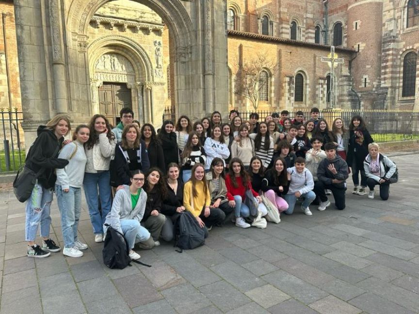 Delante de la basílica de Saint Sernin