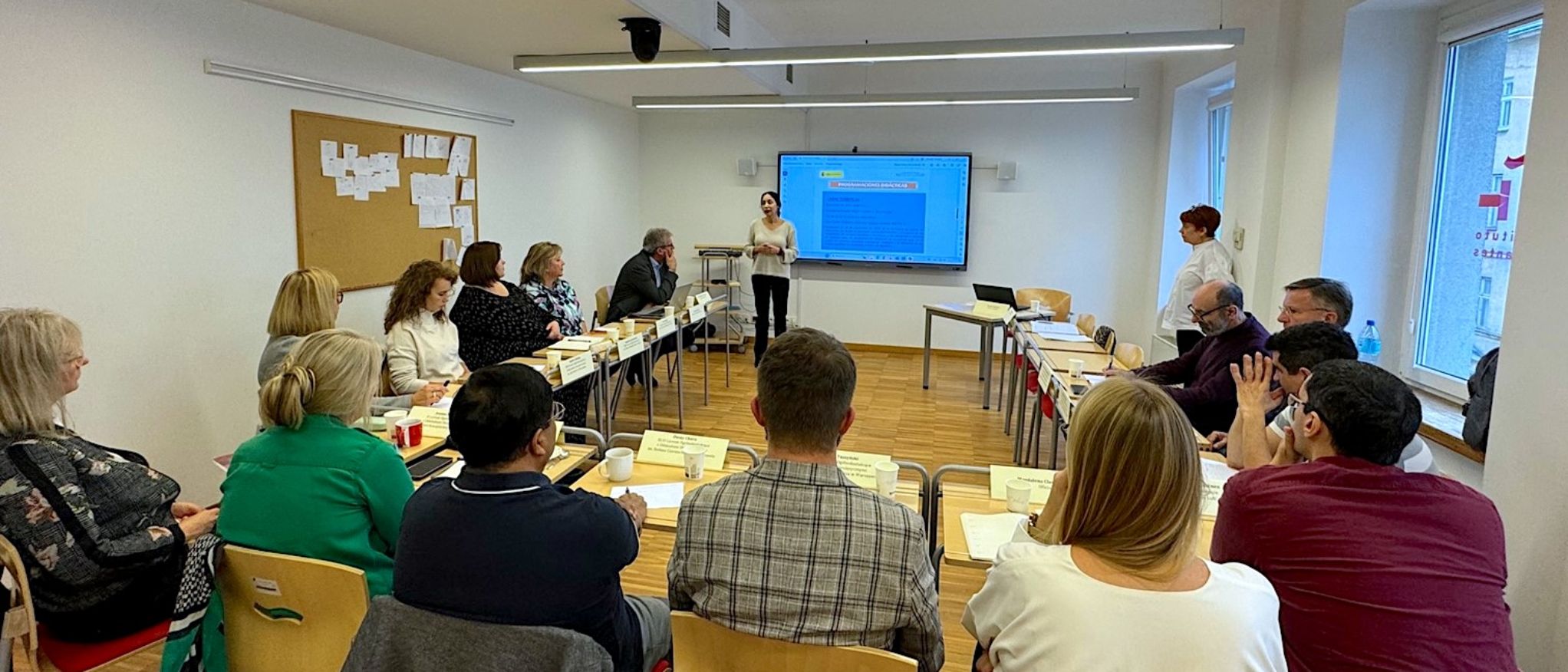 Reunión de la Inspección Central con los coordinadores de las secciones bilingües en Polonia, que se celebró en la Consejería de Educación en Varsovia